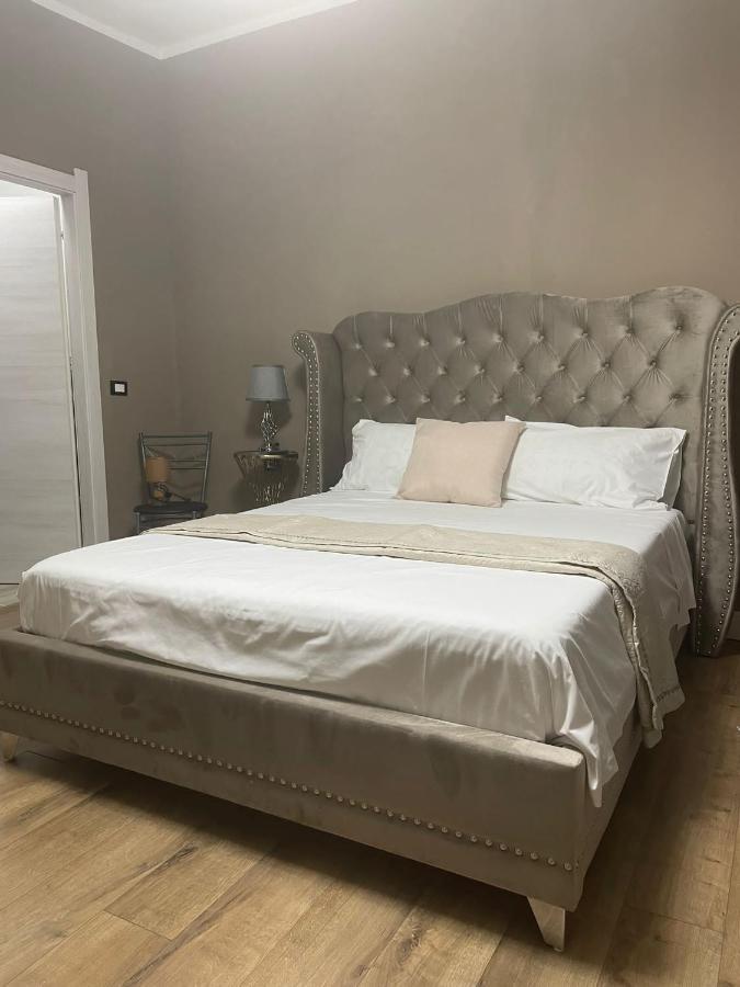 Yaki Domo Bed & Breakfast Каляри Екстериор снимка